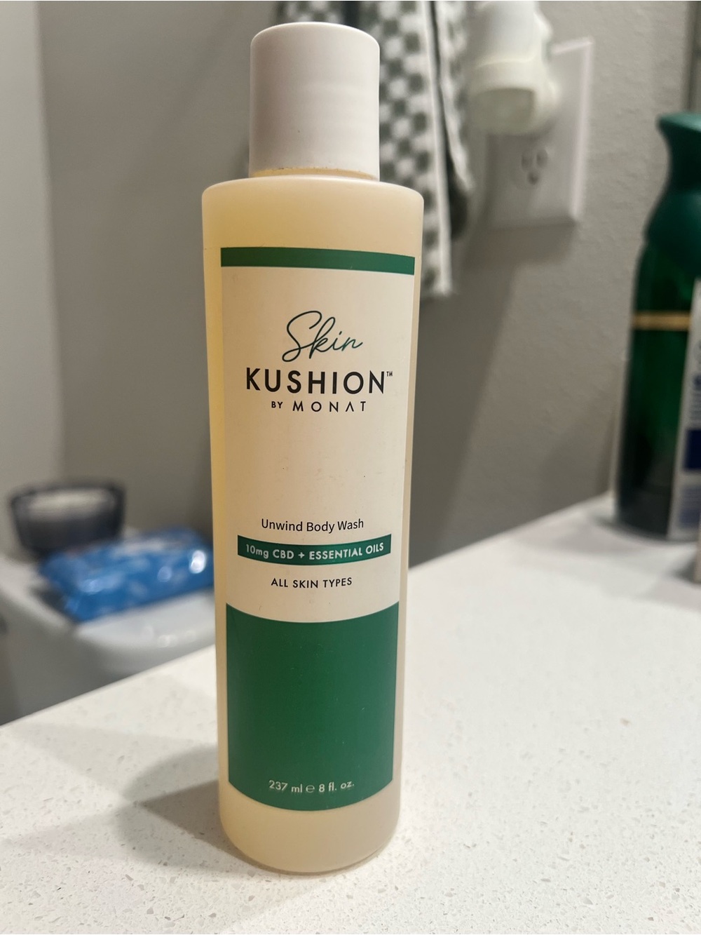 Skin KUSHION by MONAT Unwind Body Wash - Green